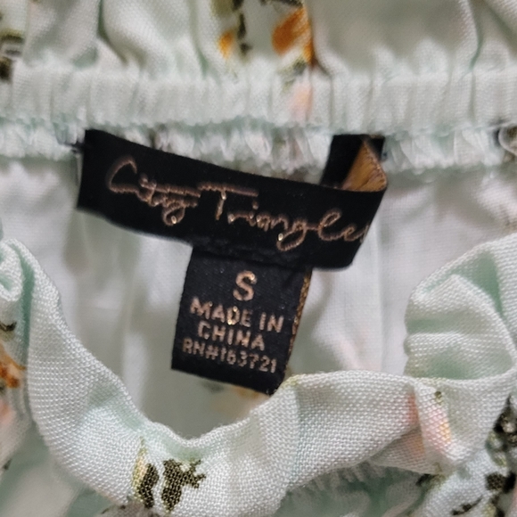 City Traingles Floral Dress Set (NWT) - Picture 6 of 11